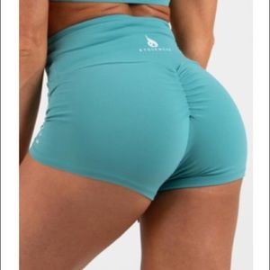 NWT Ryderwear Scrunch Bum Shirts in Teal size Medium